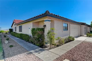 Photo #3: 2535036 Listing