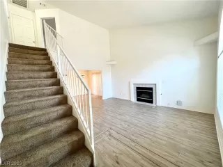 Photo #2: 2535094 Listing 