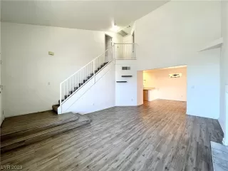 Photo #3: 2535094 Listing 