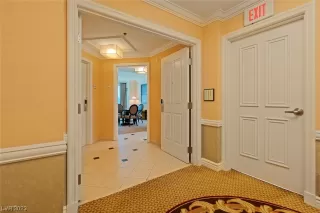 Photo #4: 2535095 Listing