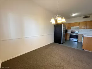 Photo #5: 2535107 Listing 