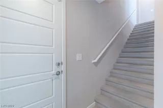 Photo #2: 2535154 Listing