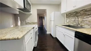 Photo #5: 2535156 Listing