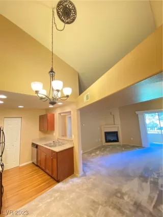 Photo #5: 2535175 Listing 