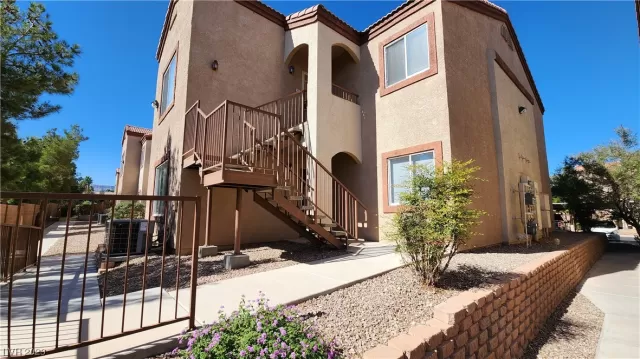 MLS: 2535180 Condo For Sale