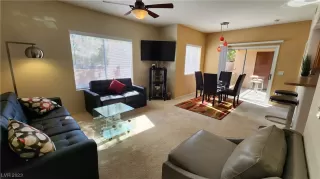 Photo #2: 2535180 Listing