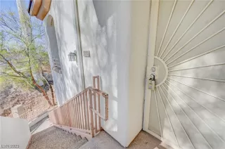 Photo #4: 2535236 Listing