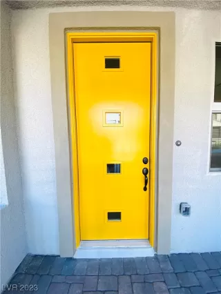 Photo #2: 2535249 Listing 