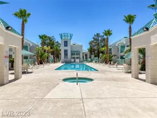 Photo #3: 2535251 Listing 