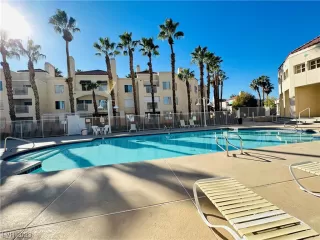 Photo #1: 2535275 Listing 