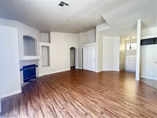 Photo #2: 2535275 Listing 