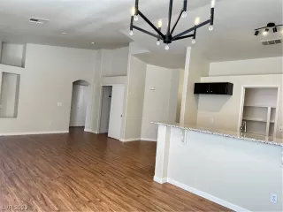 Photo #3: 2535275 Listing 