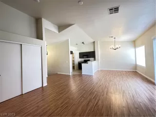 Photo #5: 2535275 Listing 