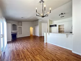 Photo #6: 2535275 Listing 