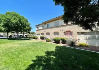 Photo #2: 2535296 Listing 