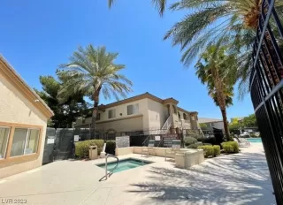 Photo #4: 2535296 Listing 