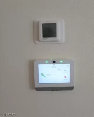 Photo #5: 2535311 Listing