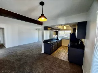 Photo #5: 2535315 Listing 