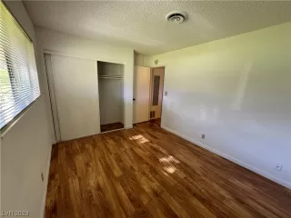 Photo #6: 2535320 Listing 