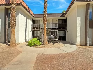 Photo #1: 2535332 Listing 