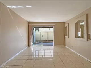 Photo #6: 2535332 Listing 