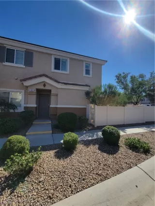 Photo #2: 2535367 Listing 