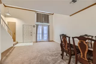 Photo #5: 2535383 Listing