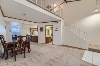 Photo #6: 2535383 Listing