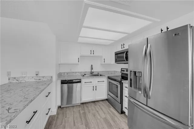 MLS: 2535392 Condo For Sale