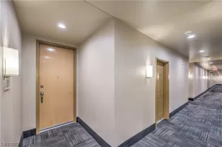 Photo #6: 2535402 Listing 