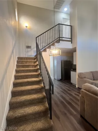 Photo #6: 2535420 Listing 