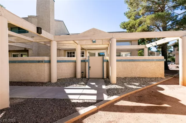 MLS: 2535421 Condo For Sale