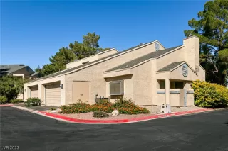 Photo #1: 2535421 Listing