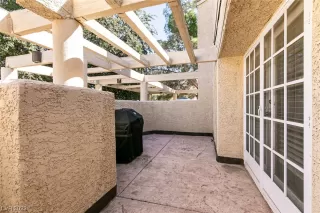 Photo #4: 2535421 Listing