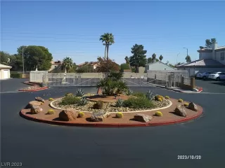 Photo #1: 2535423 Listing