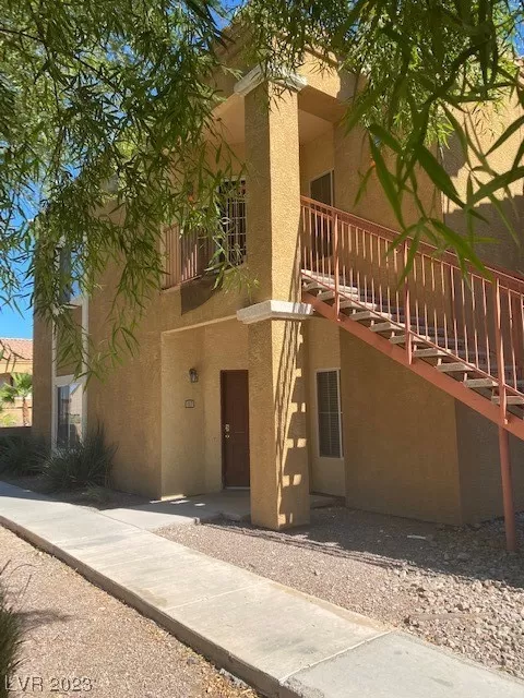 MLS: 2535428 Condo For Sale