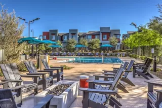 Photo #2: 2535468 Listing