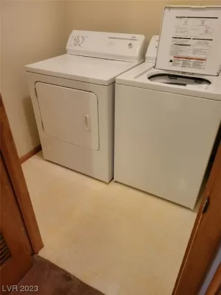 Photo #2: 2535502 Listing