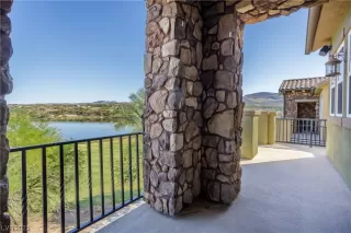 Photo #2: 2535512 Listing