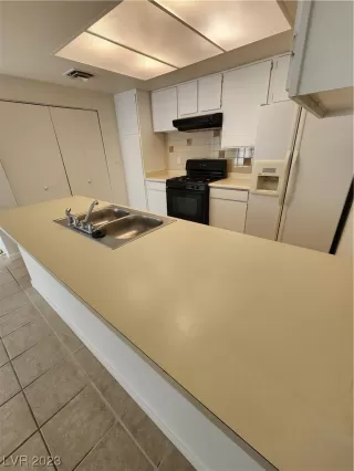 Photo #3: 2535513 Listing 