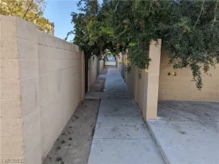 Photo #6: 2535526 Listing