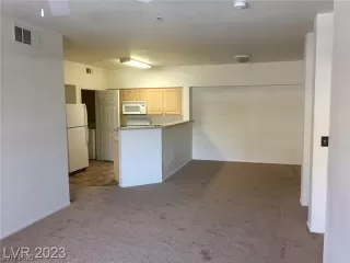 Photo #1: 2535562 Listing