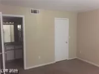 Photo #2: 2535562 Listing