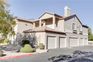 Photo #1: 2535576 Listing 