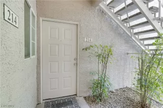 Photo #3: 2535576 Listing 