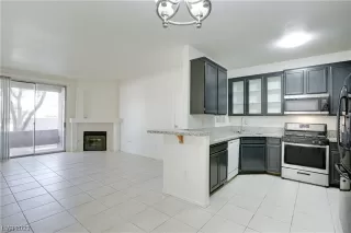 Photo #6: 2535576 Listing 