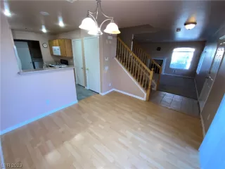 Photo #2: 2535636 Listing 