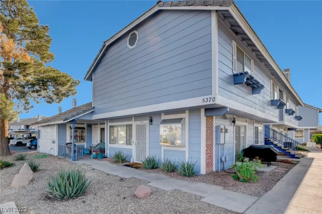 MLS: 2535655 Condo For Sale