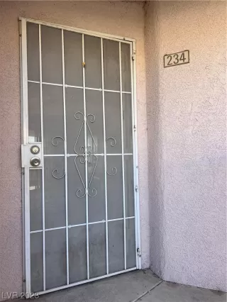 Photo #1: 2535703 Listing 