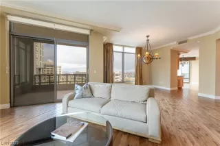 Photo #2: 2535722 Listing 